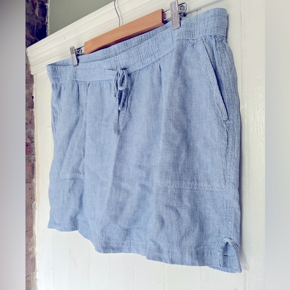 Old Navy Chambray Blue/White Striped Skirt, Drawstring Waist, Notched Hem, sx XL - Picture 2 of 8